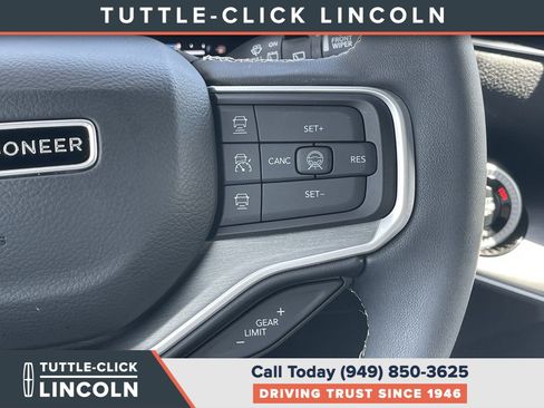 Used 2026 Jeep Grand Wagoneer 2WD w/ Premium Group I image 26