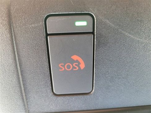 Used 2023 Mitsubishi Outlander ES image 16