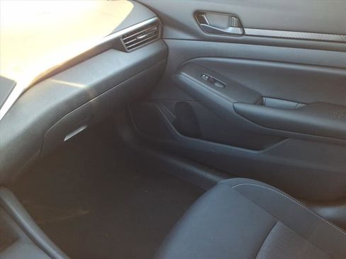 New 2025 Nissan Altima 2.5 S image 23