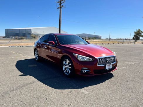 Used 2014 INFINITI Q50 Premium w/ Deluxe Touring Package RWD image 3
