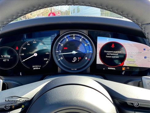 Used 2024 Porsche 911 Carrera image 17