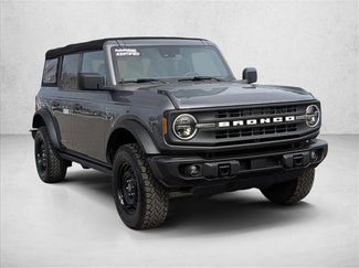 Used 2022 Ford Bronco Black Diamond video 3