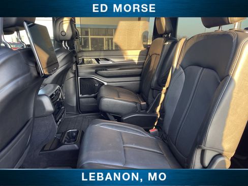 Used 2023 Jeep Wagoneer Series III w/ Premium Group I image 25