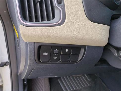 Used 2016 Kia Rio LX w/ Power Package FWD image 13