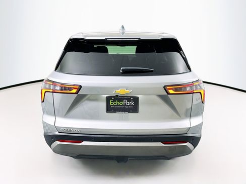 Used 2025 Chevrolet Equinox LT image 7