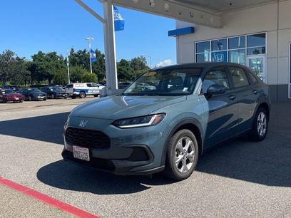 Used 2025 Honda HR-V LX