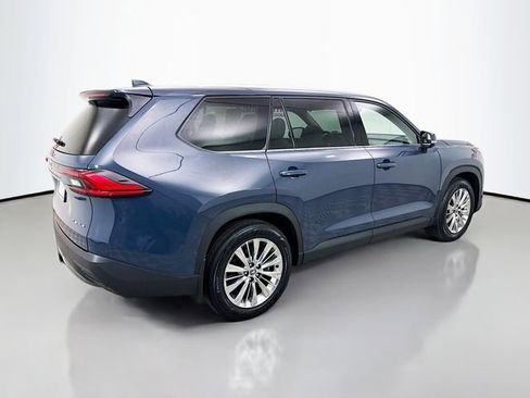 Used 2024 Toyota Grand Highlander AWD image 7