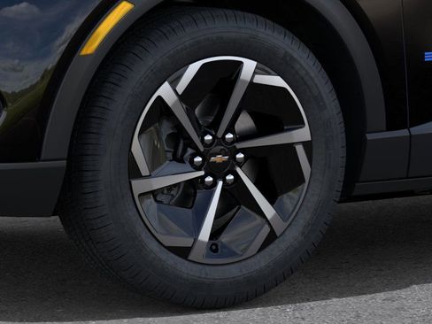 New 2026 Chevrolet Equinox EV LT image 11