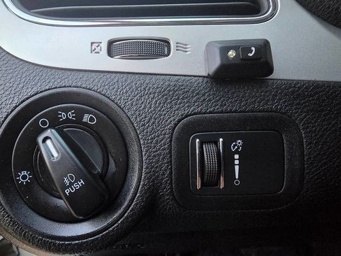 Used 2016 Dodge Journey SXT image 31