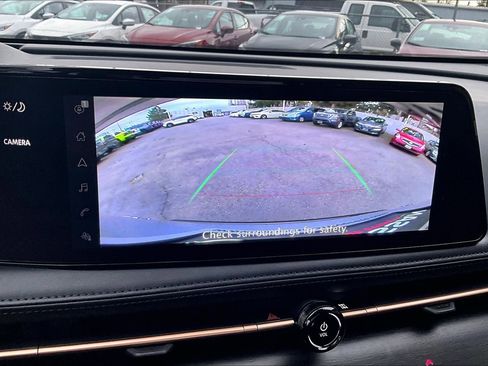 Used 2024 Nissan Ariya AWD image 14