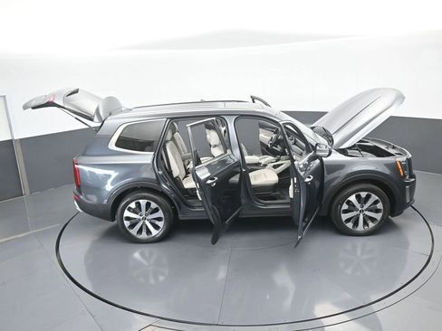 Used 2021 Kia Telluride S image 70