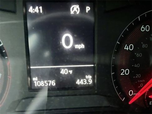 Used 2019 Volkswagen Jetta image 17