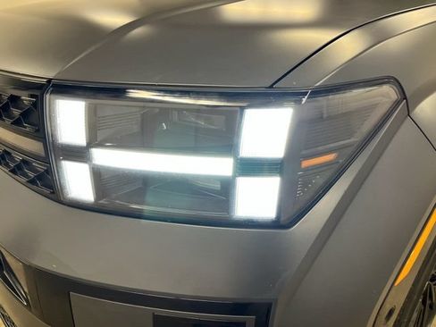 Certified 2024 Hyundai Santa Fe Calligraphy FWD image 8
