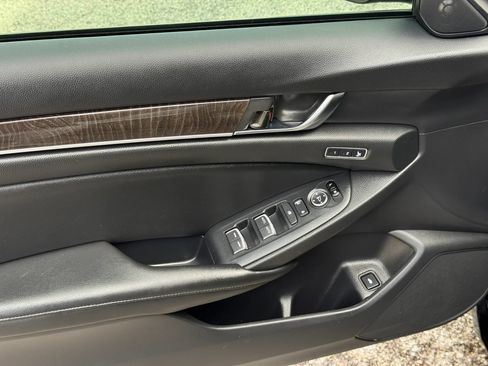 Used 2019 Honda Accord EX-L image 12