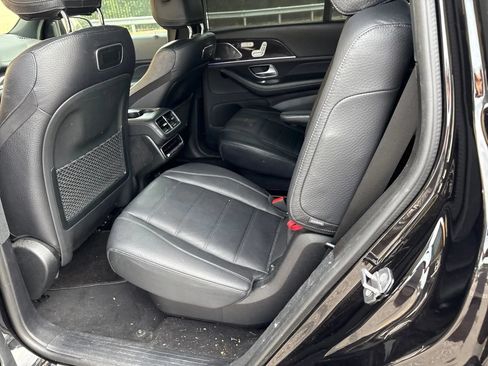 Used 2020 Mercedes-Benz GLS 580 4MATIC image 4