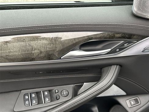 Used 2022 BMW M550i xDrive M550i xDrive w/ Executive Package image 16