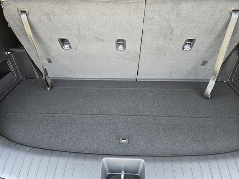 New 2027 Kia Telluride S w/ Towing Package image 24