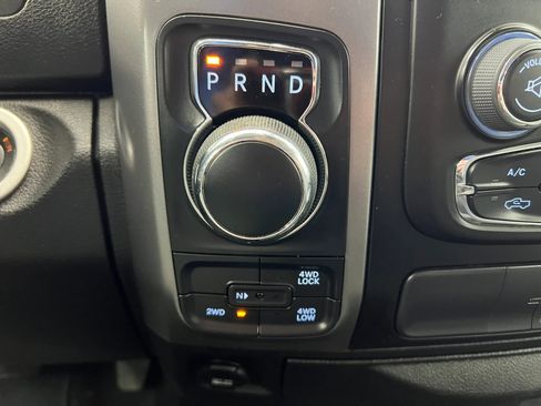 Used 2022 RAM 1500 Classic SLT w/ Electronics Convenience Group image 19