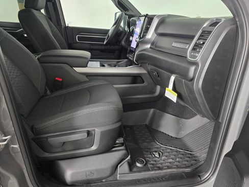 New 2026 RAM 3500 Big Horn AWD/4WD image 41
