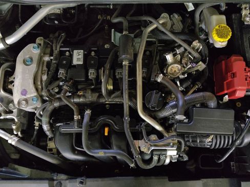 Used 2024 Nissan Sentra SV w/ SV Premium Package FWD image 30