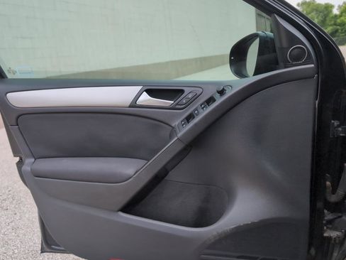 Used 2013 Volkswagen Golf TDI FWD image 10