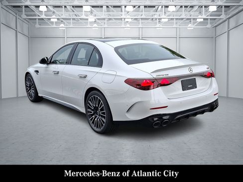New 2026 Mercedes-Benz E 53 AMG e 4MATIC Sedan image 3