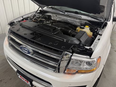 Used 2016 Ford Expedition Limited image 21