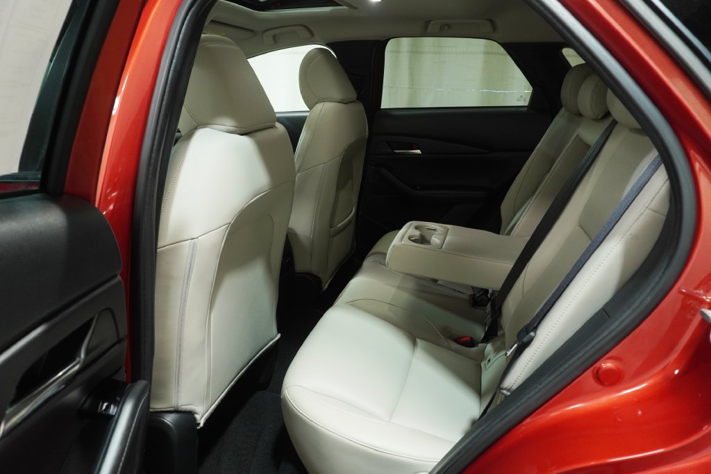 Used 2024 MAZDA CX-30 AWD 2.5 S w/ Preferred Package image 13