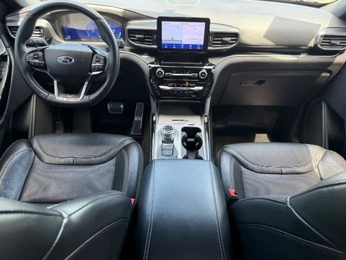 Certified 2023 Ford Explorer ST w/ Equipment Group 401A AWD/4WD image 9