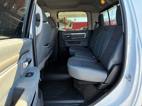 Used 2017 RAM 2500 Big Horn w/ Luxury Group image 12