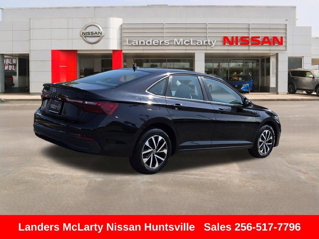 Used 2025 Volkswagen Jetta S FWD image 3