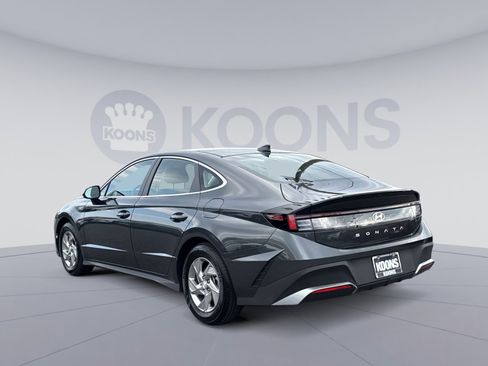 Used 2026 Hyundai Sonata SE FWD image 4