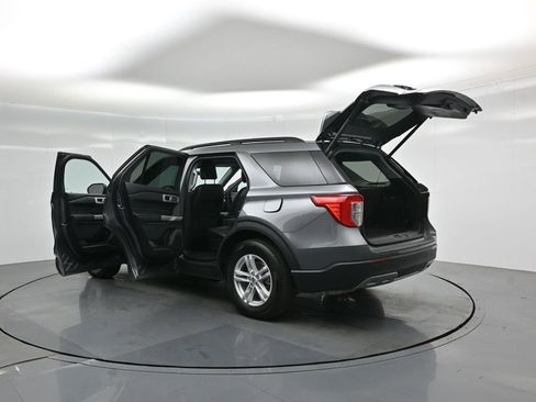 Certified 2023 Ford Explorer XLT w/ Equipment Group 202A image 38