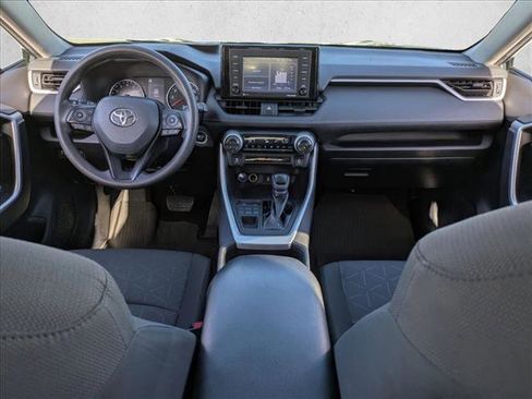 Certified 2021 Toyota RAV4 XLE image 16
