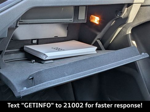 Used 2025 Audi Q3 2.0T Premium w/ Convenience Package image 23