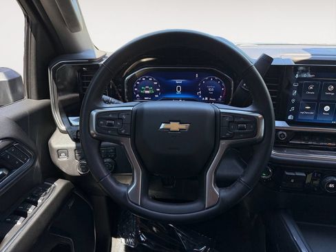 Used 2025 Chevrolet Silverado 3500 LTZ w/ LTZ Premium Package AWD/4WD image 13