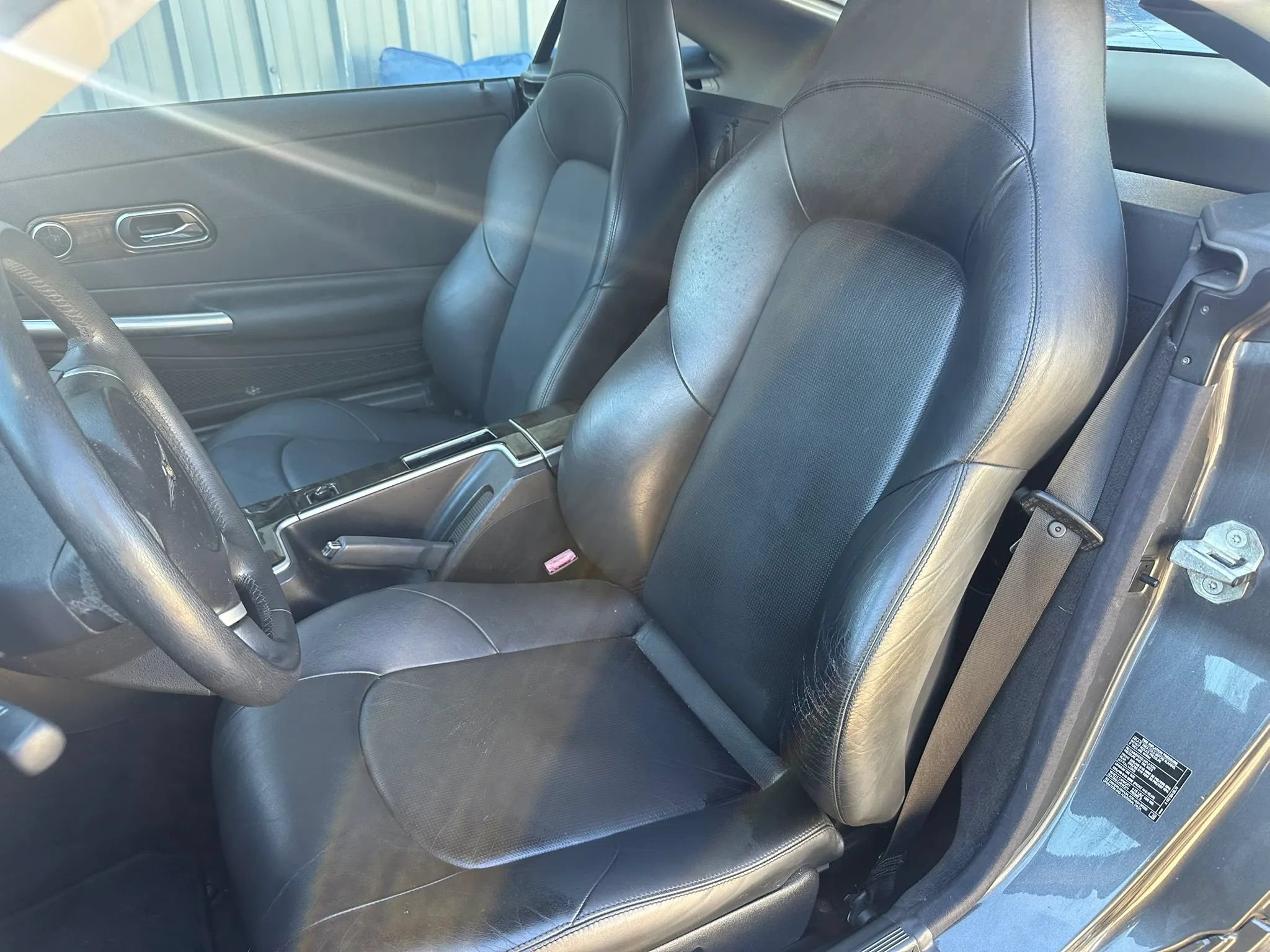 Used 2004 Chrysler Crossfire Coupe RWD image 8