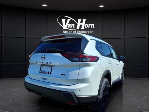 New 2026 Nissan Rogue SV AWD/4WD image 7
