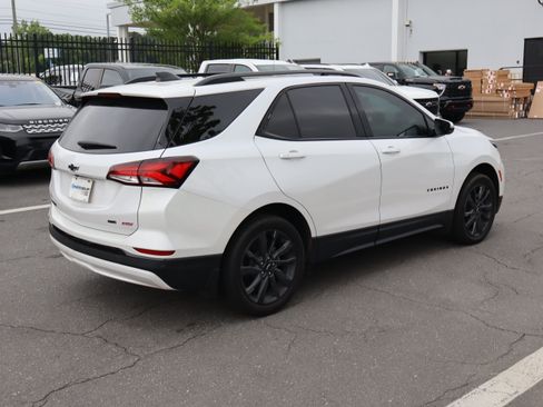 Used 2024 Chevrolet Equinox RS w/ RS Leather Package AWD/4WD image 22