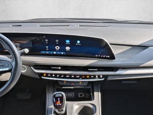 Used 2024 Cadillac XT4 Premium Luxury FWD image 21