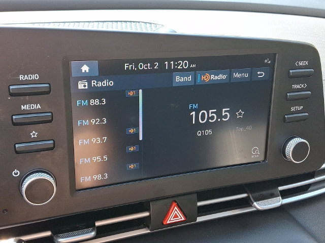 Used 2023 Hyundai Elantra SEL FWD image 18