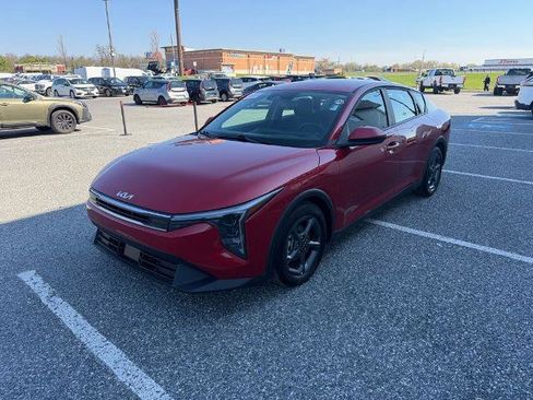 Used 2025 Kia K4 FWD image 4