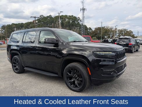 Used 2023 Jeep Wagoneer Series II image 2