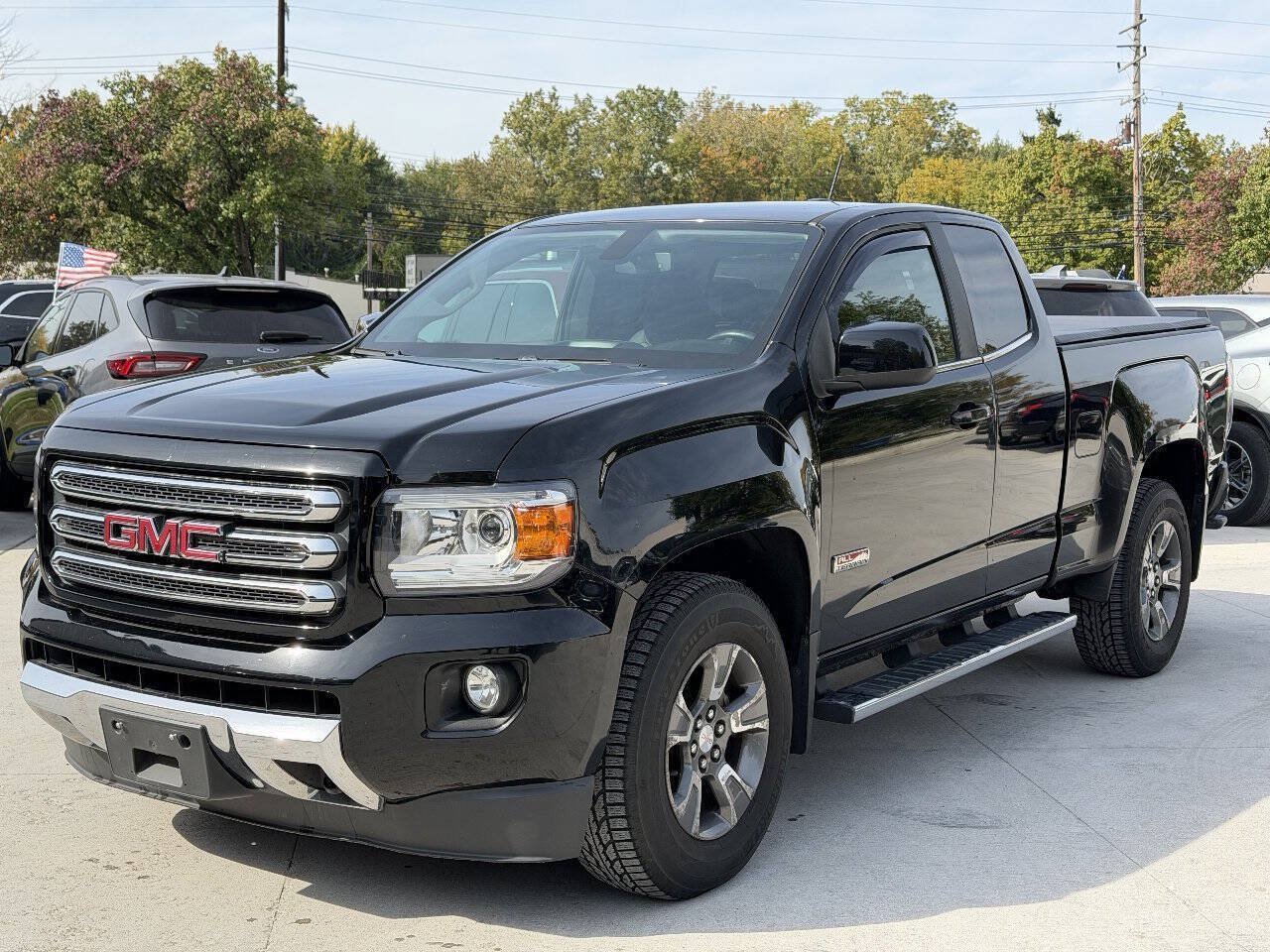 Used 2016 GMC Canyon SLE w/ All Terrain Package AWD/4WD image 2