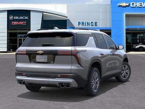 New 2026 Chevrolet Traverse LT w/ Driver Confidence Package image 4