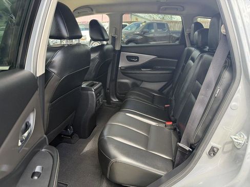 Used 2024 Nissan Murano SV w/ SV Midnight Edition Package FWD image 11