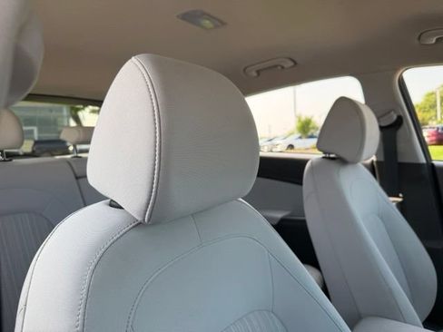 Certified 2023 Hyundai Kona SEL AWD/4WD image 13