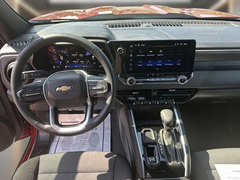 Used 2026 Chevrolet Colorado W/T w/ WT Convenience Package II RWD image 17