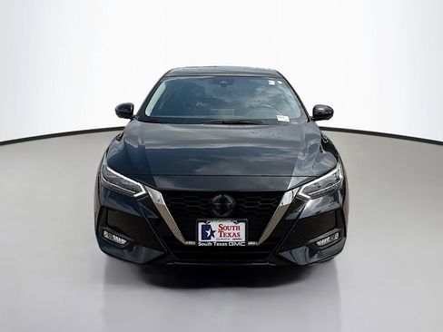 Used 2023 Nissan Sentra SR w/ SR Premium Package FWD image 2