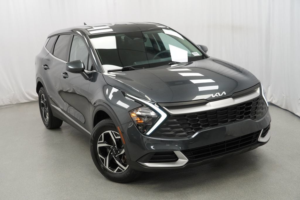 Used 2023 Kia Sportage LX AWD/4WD image 37